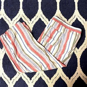 Super cute plus size Old Navy pants!